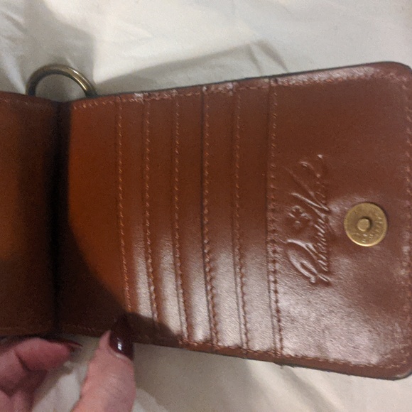 Patricia Nash Farleigh XBody Phone Case in Heritage Tan Leather - Picture 5 of 10